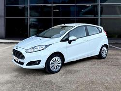 Bianco Usata 2013 Ford Fiesta Tre volumi | 5950 € (Buon prezzo)