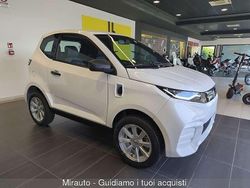 Bianco Nuova 2025 Aixam City Pack Tre volumi | 15.500 €