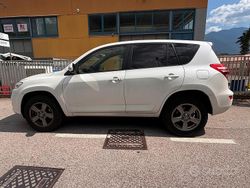 Bianco Usata 2012 Toyota RAV4 SUV | 9500 € (Buon prezzo)