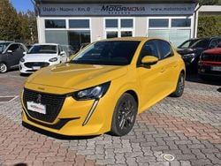 Giallo Usata 2021 Peugeot 208 Active Due volumi | 13.800 € (Buon prezzo)