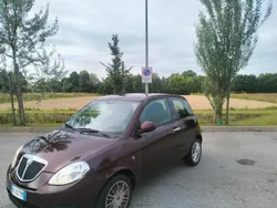 Viola Usata 2010 Lancia Ypsilon Due volumi | 2600 € (Buon prezzo)