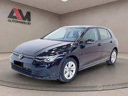 Nero Usata 2024 VW Golf VIII Life Tre volumi | 27.000 € (Buon prezzo)