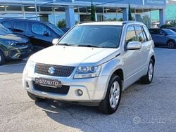 Grigio Usata 2011 Suzuki Grand Vitara SUV | 6900 € (Buon prezzo)