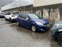 Usata 2024 Peugeot 208 Due volumi | 3500 €