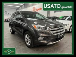 Grigio metallizzato Usata 2017 Ford Kuga Titanium SUV | 13.800 € (Buon prezzo)