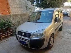 Grigio Usata 2007 Fiat Doblò Monovolume | 3800 € (Buon prezzo)
