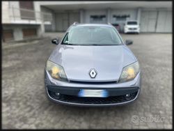 Argento Usata 2010 Renault Laguna III Station wagon | 2100 € (Ottimo prezzo)