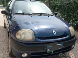 Usata 1998 Renault Clio II Due volumi | 500 € (Buon prezzo)