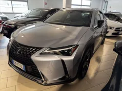 Argento Usata 2023 Lexus UX 250h SUV | 25.900 € (Buon prezzo)