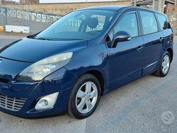 Blu Usata 2009 Renault Grand Scénic III Monovolume | 4000 € (Buon prezzo)