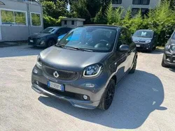 Grigio Usata 2019 Smart ForFour Passion Due volumi | 11.990 € (Buon prezzo)