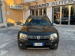 Grigio Usata 2017 Dacia Duster Lauréate SUV | 10.850 € (Buon prezzo)