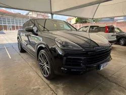 Nero Usata 2020 Porsche Cayenne SUV | 65.500 € (Buon prezzo)