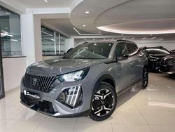 Vari colori metallizzato Usata 2024 Peugeot 2008 Allure SUV | 18.490 € (Buon prezzo)