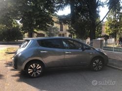 Grigio Usata 2016 Nissan Leaf Due volumi | 5900 € (Buon prezzo)