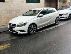 Usata 2014 Mercedes A180 Due volumi | 7499 € (Ottimo prezzo)