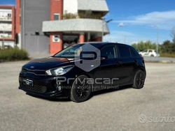 Nero Usata 2018 Kia Rio Active Due volumi | 7990 € (Buon prezzo)