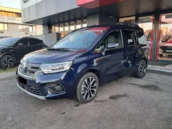 Blu/azzurro Usata 2023 Renault Kangoo Techno Monovolume | 27.900 € (Buon prezzo)