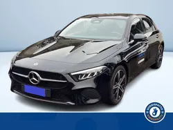 Grigio metallizzato Usata 2024 Mercedes A180 Advanced Plus Tre volumi | 35.100 € (Buon prezzo)