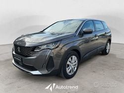 Grigio scuro Usata 2021 Peugeot 5008 Business-Line SUV | 19.800 € (Ottimo prezzo)