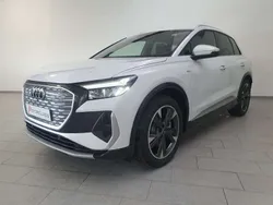 Bianco Usata 2023 Audi Q4 e-tron S-Line SUV | 39.900 € (Buon prezzo)