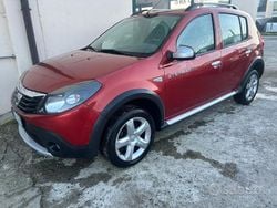 Rosso Usata 2012 Dacia Sandero Stepway Tre volumi | 3300 € (Buon prezzo)