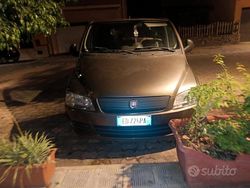 Grigio Usata 2010 Fiat Multipla Monovolume | 3600 € (Buon prezzo)