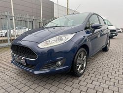 Blu Usata 2017 Ford Fiesta Business Edition Tre volumi | 8300 € (Buon prezzo)