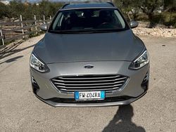 Grigio Usata 2019 Ford Focus Business Edition Station wagon | 9900 € (Buon prezzo)
