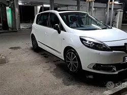 Usata 2014 Renault Scénic III Bose Edition Monovolume | 7500 € (Molto cara)