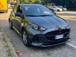 Grigio Usata 2025 Mazda 2 Exclusive-Line Due volumi | 21.900 € (Buon prezzo)
