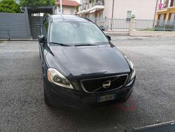 Usata 2013 Volvo XC60 Kinetic SUV | 12.500 € (Buon prezzo)