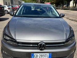 Grigio Usata 2020 VW Polo Comfortline Tre volumi | 13.400 € (Buon prezzo)