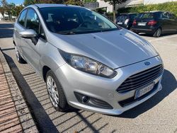Grigio Usata 2013 Ford Fiesta Titanium Tre volumi | 4800 € (Buon prezzo)