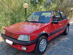 Rosso Usata 1993 Peugeot 205 Cabrio | 13.500 €
