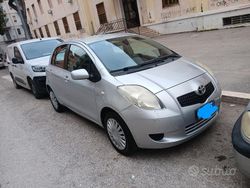 Grigio Usata 2008 Toyota Yaris Due volumi | 1499 € (Super prezzo)