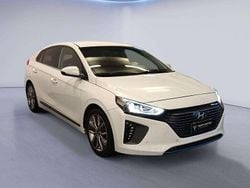 Bianco / metallizzato Usata 2018 Hyundai Ioniq Style Due volumi | 9990 € (Ottimo prezzo)