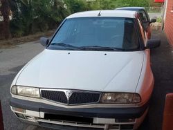 Bianco Usata 1995 Lancia Delta Due volumi | 2500 €