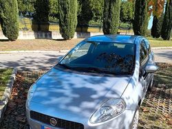 Grigio Usata 2009 Fiat Grande Punto Due volumi | 3600 €
