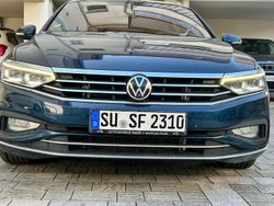 Blu/azzurro Usata 2022 VW Passat Alltrack Station wagon | 25.000 €