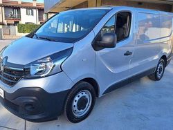 Argento metallizzato Usata 2021 Renault Trafic Furgone | 20.000 € (Buon prezzo)