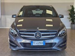 Grigio Usata 2016 Mercedes B180 Monovolume | 15.000 € (Molto cara)