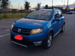 Blu/azzurro Usata 2016 Dacia Sandero Prestige SUV | 8500 € (Buon prezzo)