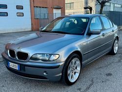 Usata 2003 BMW 320 Comfort Edition Tre volumi | 4500 € (Cara)