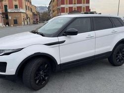 Bianco Usata 2019 Land Rover Range Rover evoque SE SUV | 22.000 € (Buon prezzo)