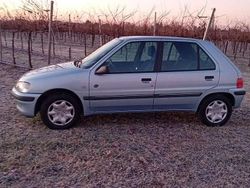 Usata 2002 Peugeot 106 Due volumi | 1700 € (Buon prezzo)