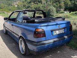 Blu Usata 1993 VW Golf Cabriolet Cabrio | 6800 €