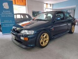 Verde petrolio Usata 1993 Ford Escort RS Tre volumi | 70.000 €