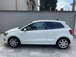 Bianco Usata 2012 VW Polo Comfortline Tre volumi | 5500 € (Buon prezzo)