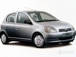 Usata 2001 Toyota Yaris Due volumi | 600 € (Super prezzo)